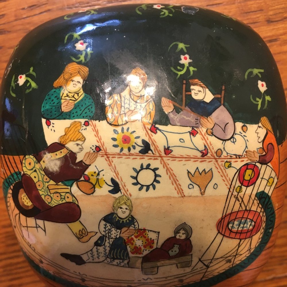 Lacquer Trinket Box - Picture 10 of 10